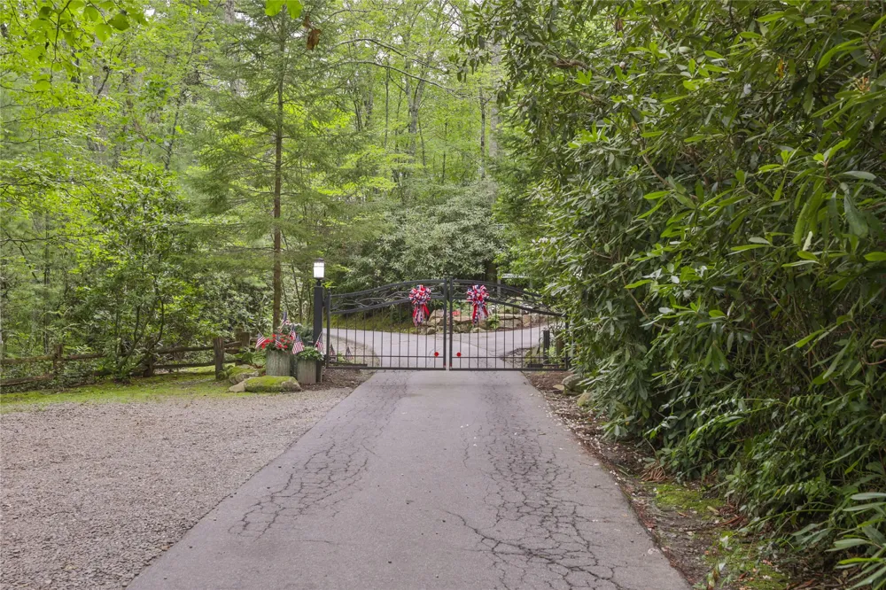 Lot 10B Streamside Drive Cashiers, NC 28717