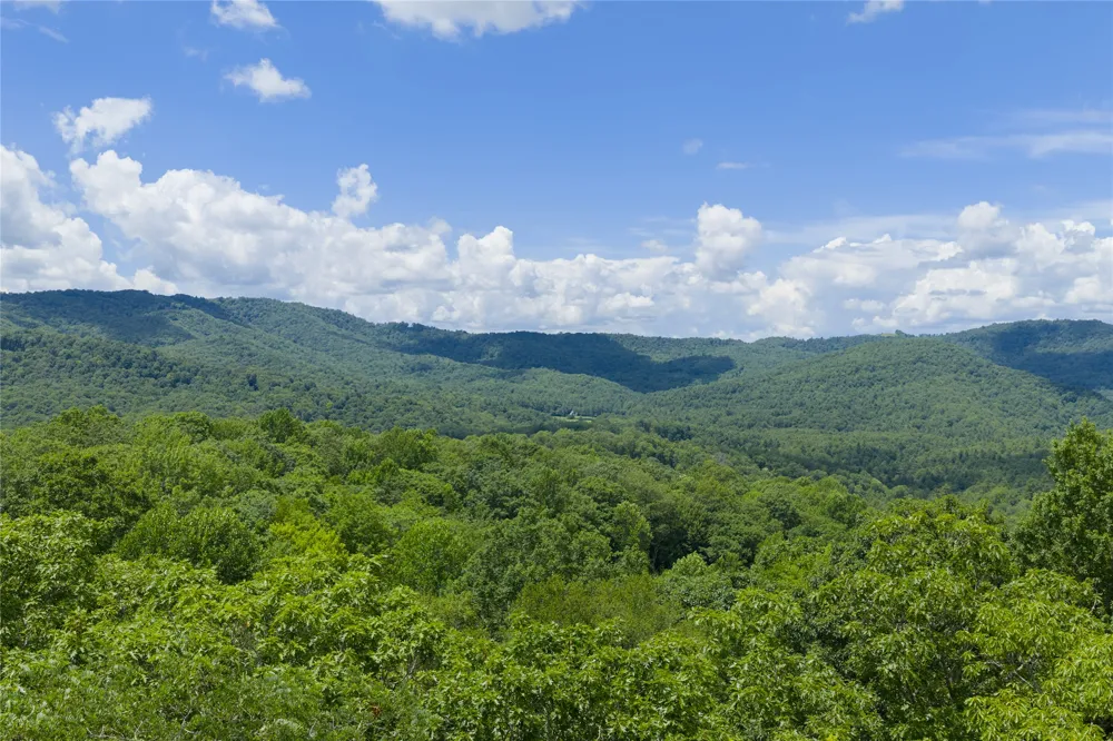 Lot E8 New Settlers Way Glenville, NC 28736