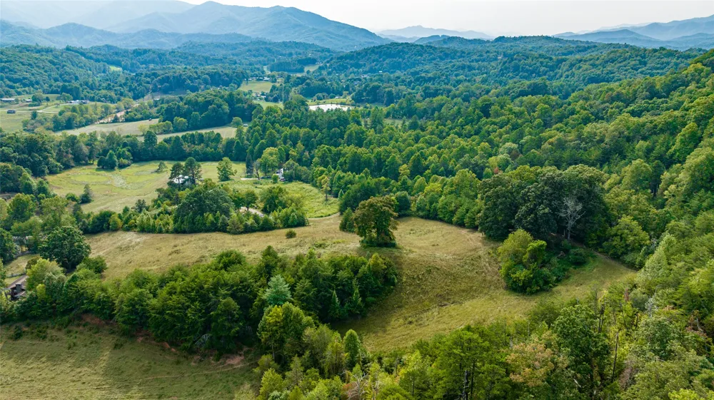 TBD Cattle Drive Whittier, NC 28789