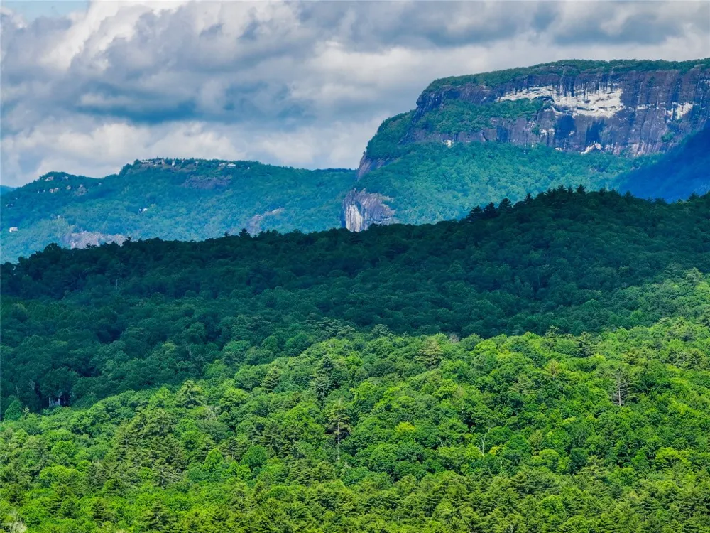 ME-1 Triple Farm Road Cashiers, NC 28717