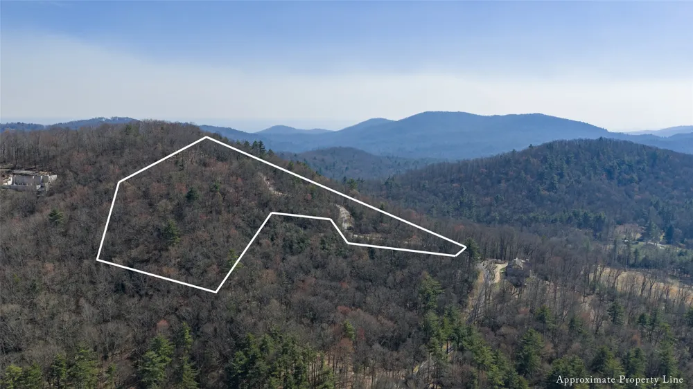 ME-1 Triple Farm Road Cashiers, NC 28717