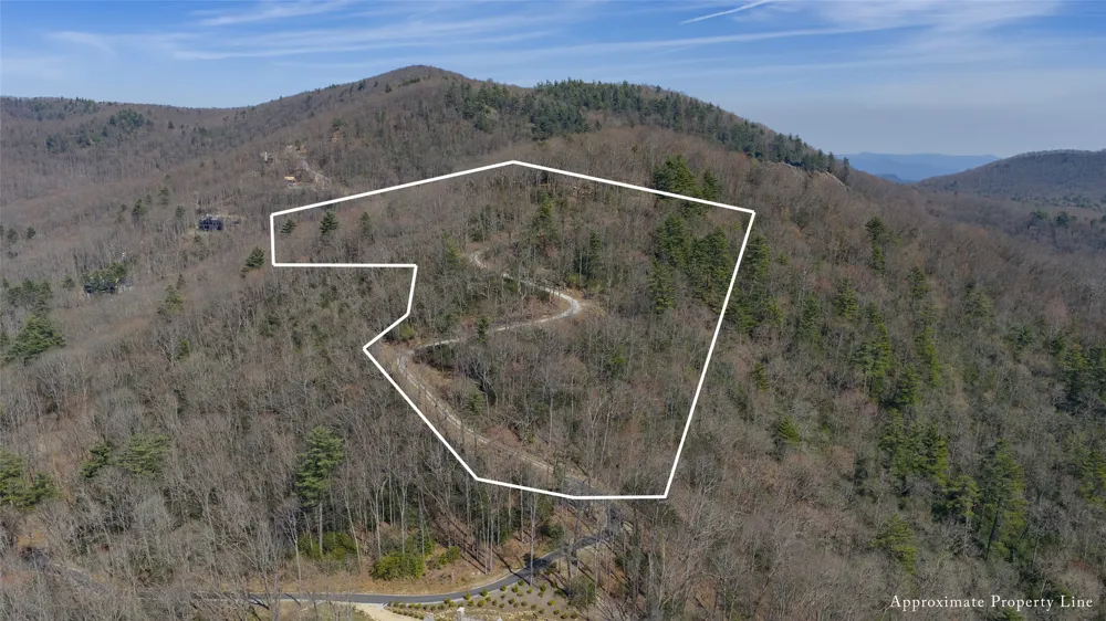 ME-1 Triple Farm Road Cashiers, NC 28717