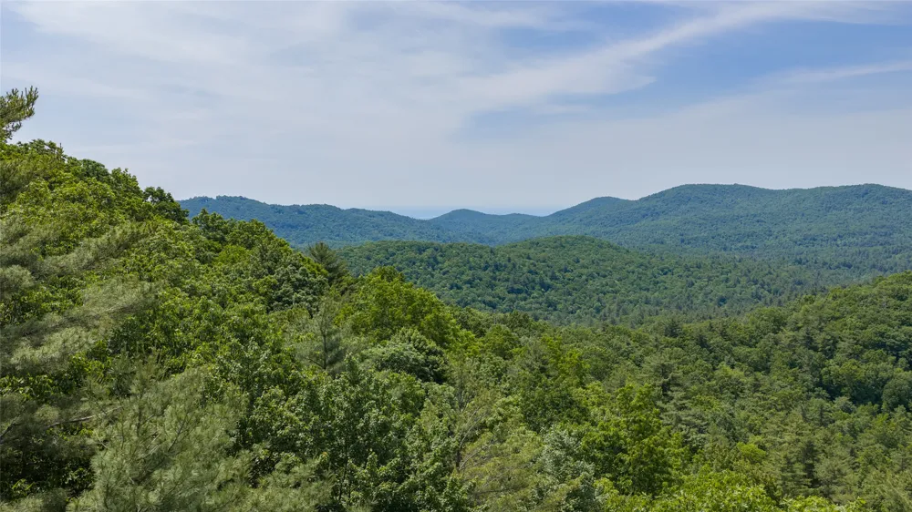 ME-1 Triple Farm Road Cashiers, NC 28717