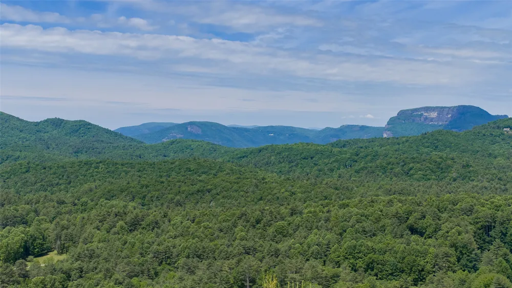ME-1 Triple Farm Road Cashiers, NC 28717