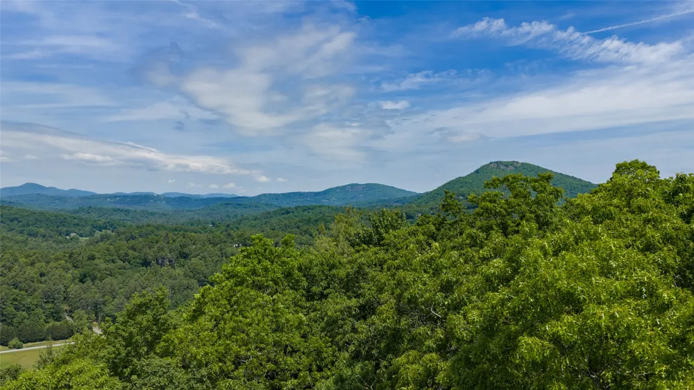 ME-1 Triple Farm Road Cashiers, NC 28717