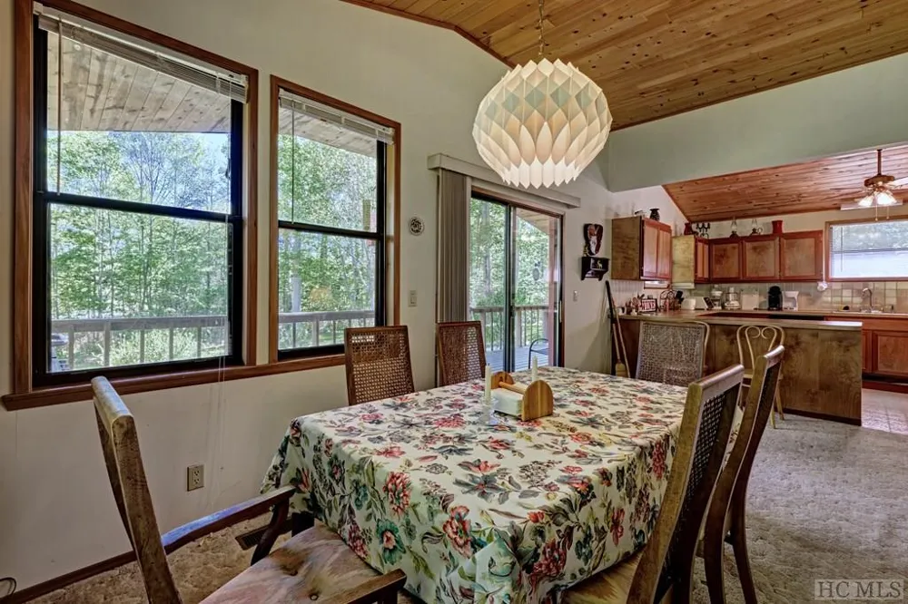 75 Gunpoint Road Cullowhee, NC 28723