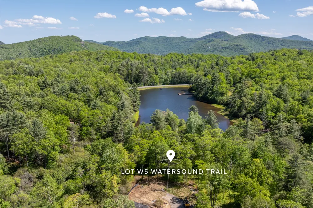 W5 Watersound Trail Glenville, NC 28736