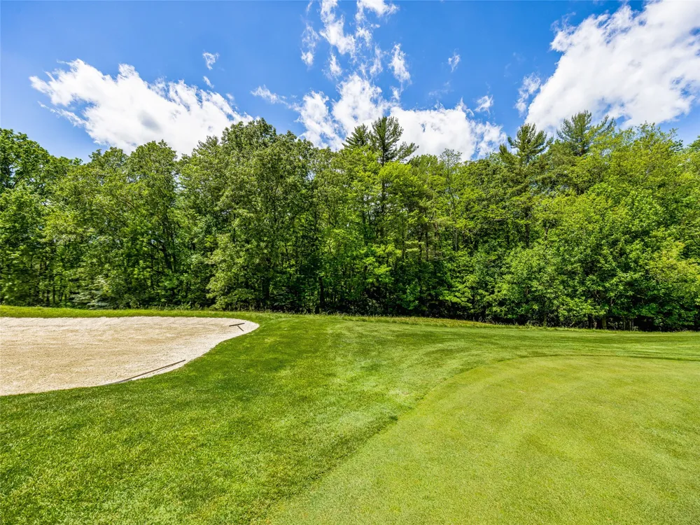 J 33 Cherokee Point Lake Toxaway, NC 28747