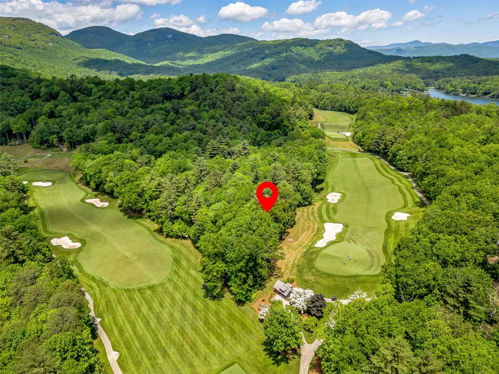 J 33 Cherokee Point Lake Toxaway, NC 28747