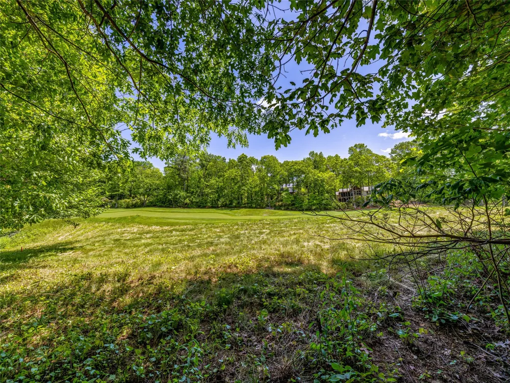 J 33 Cherokee Point Lake Toxaway, NC 28747
