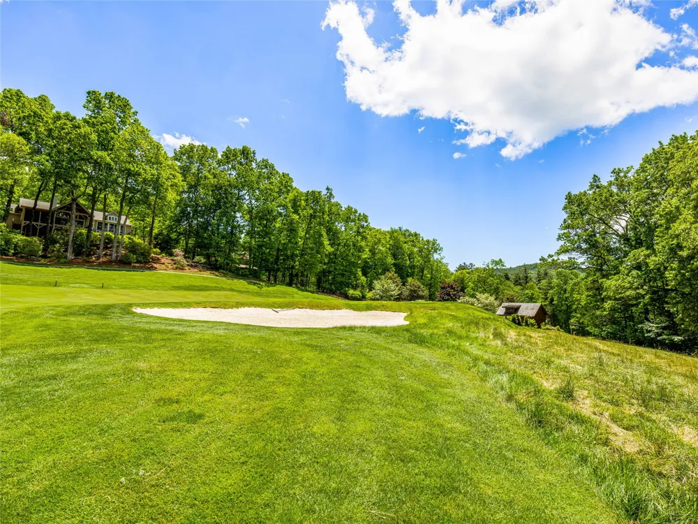 J 33 Cherokee Point Lake Toxaway, NC 28747