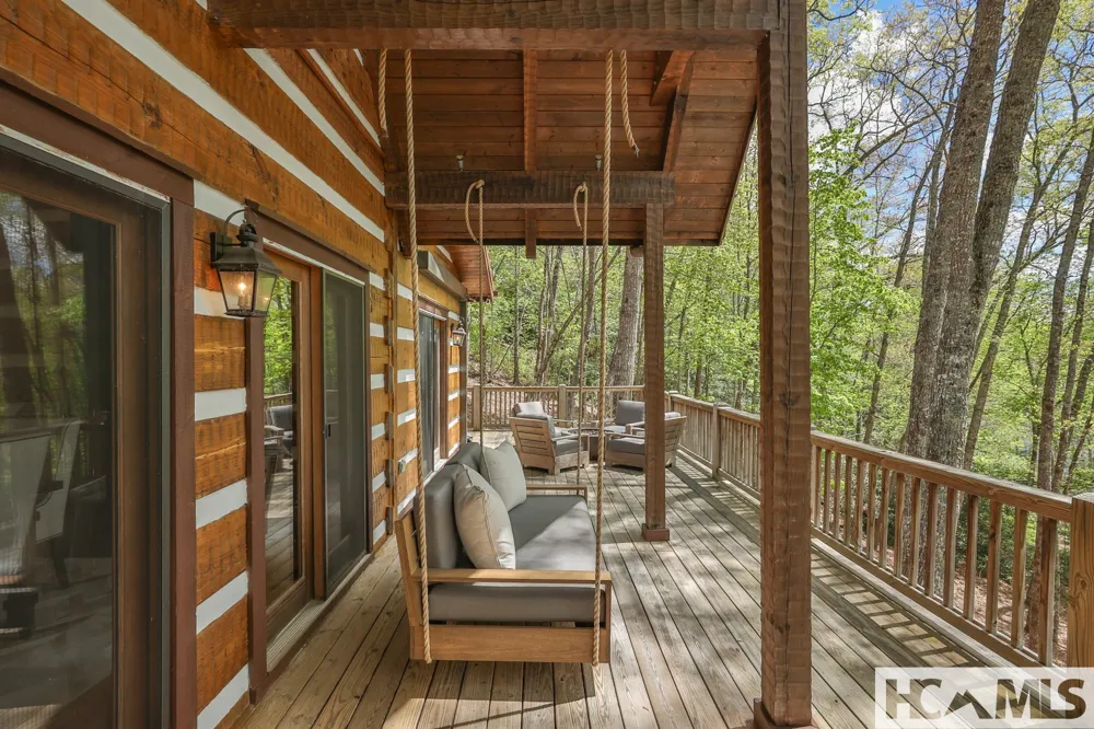 268 Tocami Trail Cullowhee, NC 28723