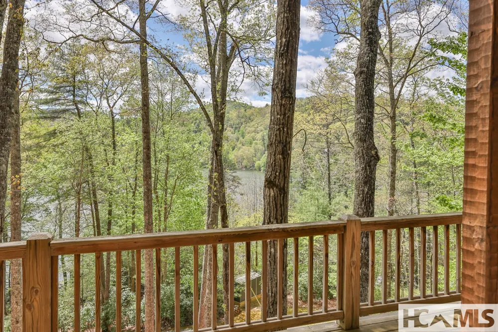 268 Tocami Trail Cullowhee, NC 28723
