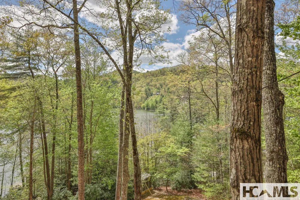268 Tocami Trail Cullowhee, NC 28723