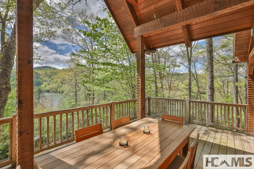 268 Tocami Trail Cullowhee, NC 28723