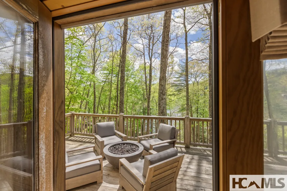268 Tocami Trail Cullowhee, NC 28723
