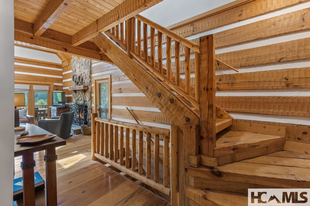 268 Tocami Trail Cullowhee, NC 28723
