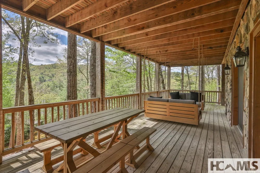 268 Tocami Trail Cullowhee, NC 28723
