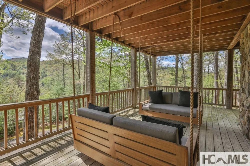 268 Tocami Trail Cullowhee, NC 28723
