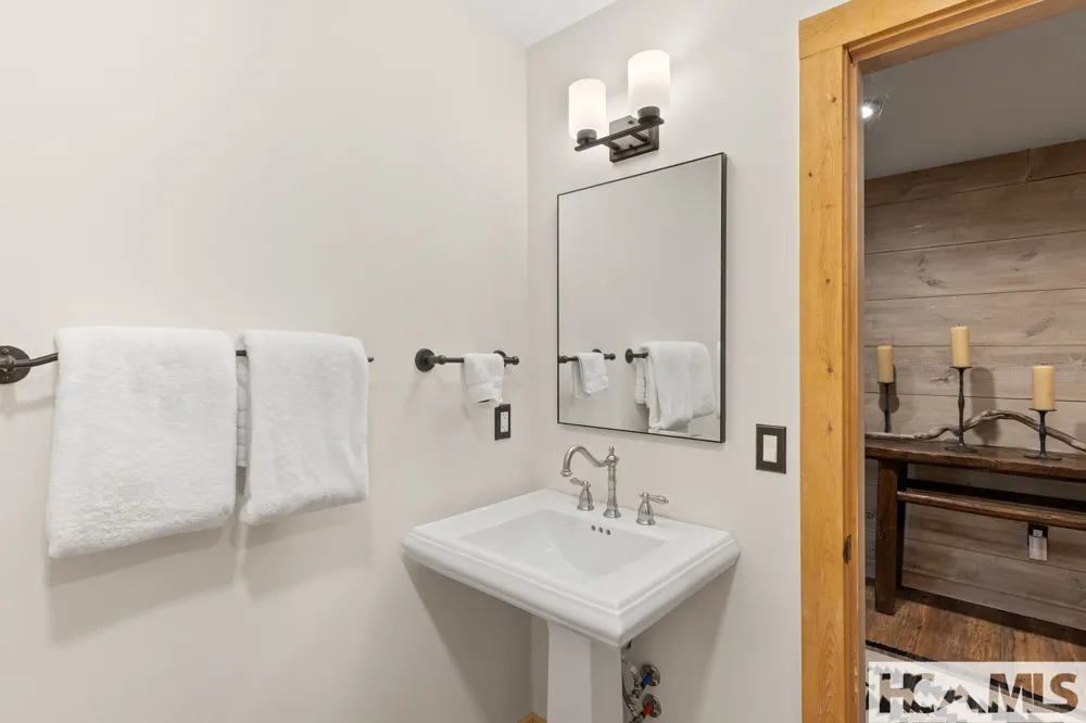 268 Tocami Trail Cullowhee, NC 28723