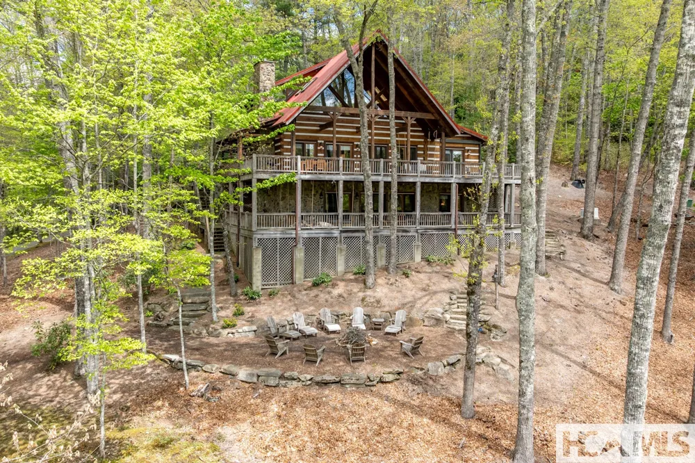268 Tocami Trail Cullowhee, NC 28723