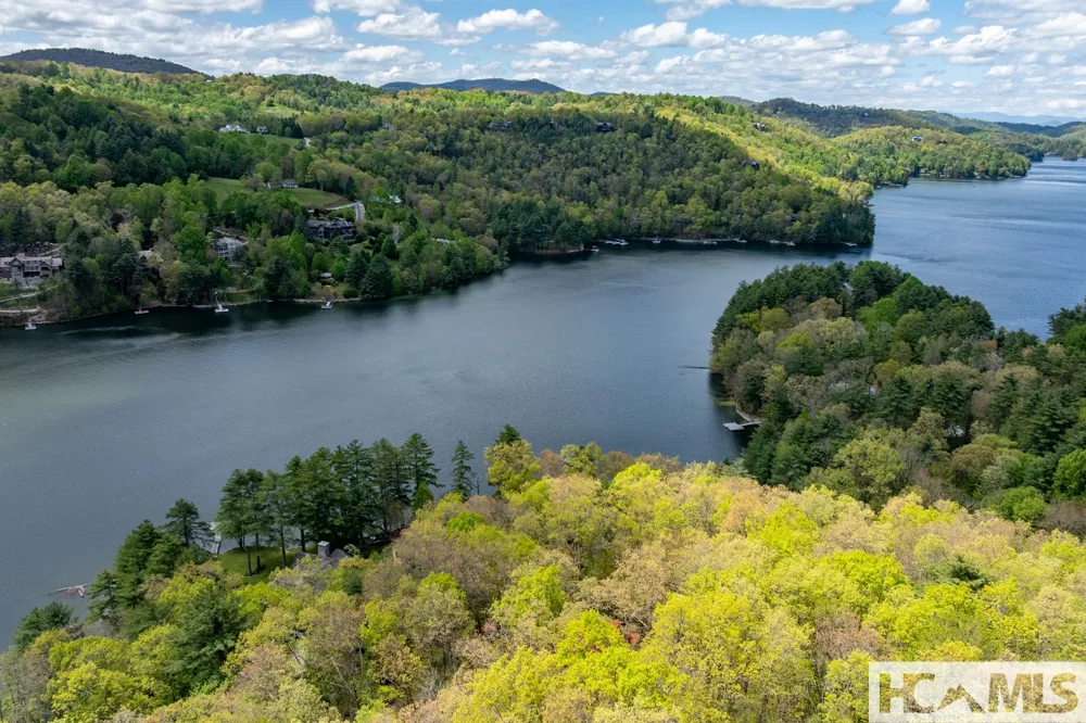 268 Tocami Trail Cullowhee, NC 28723