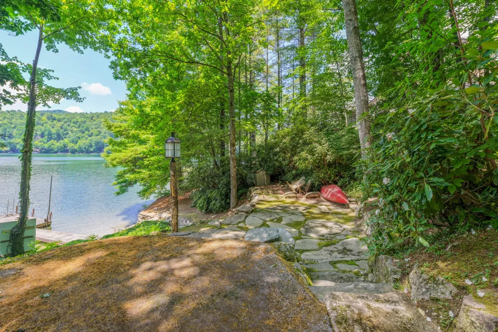 268 Tocami Trail Cullowhee, NC 28723