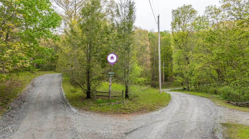 63/64 Valley View Trail Glenville, NC 28736