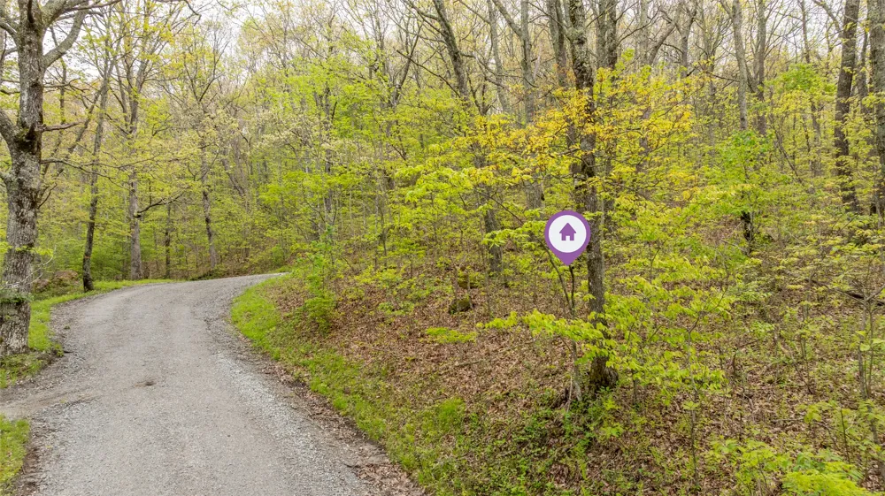 63/64 Valley View Trail Glenville, NC 28736