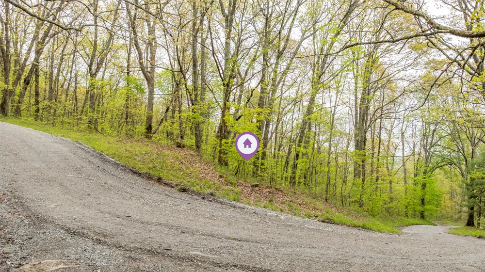 63/64 Valley View Trail Glenville, NC 28736