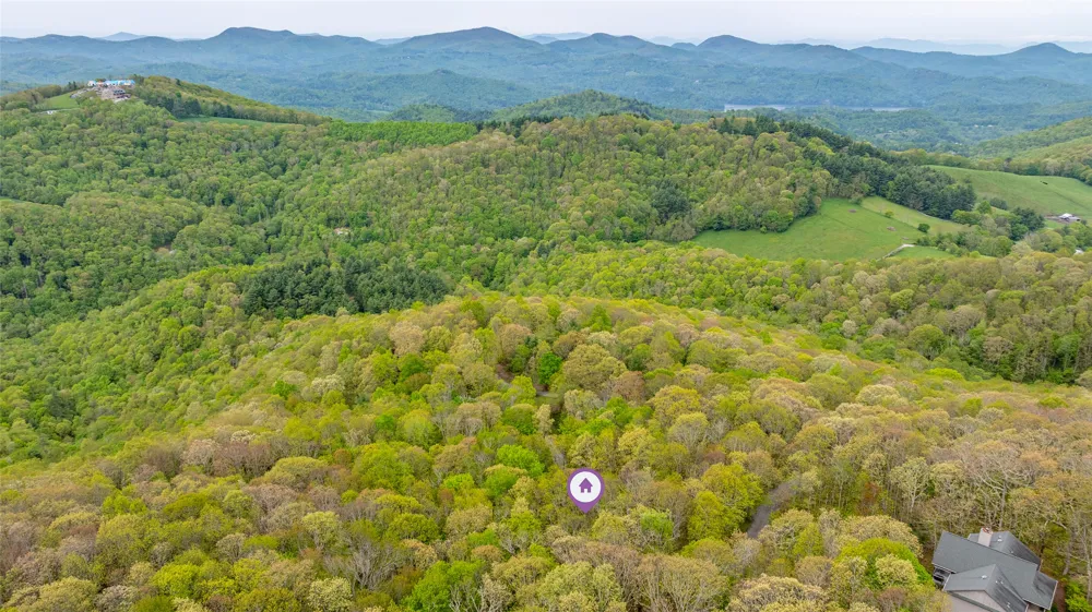 63/64 Valley View Trail Glenville, NC 28736