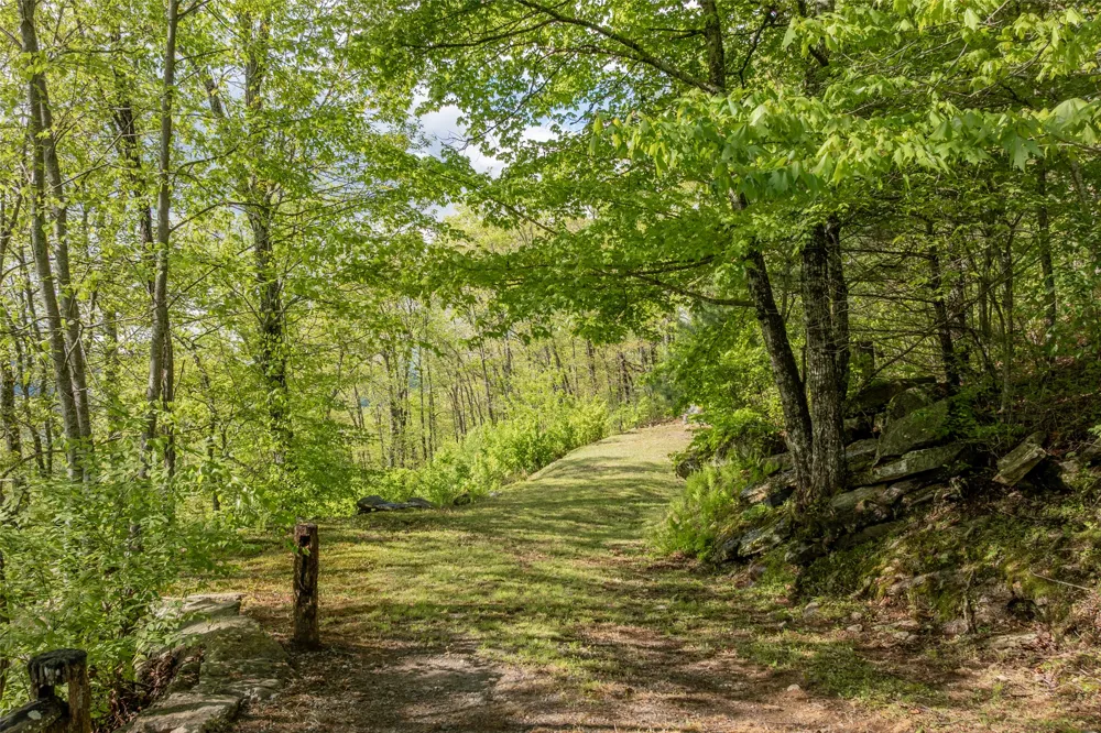 723 Shepherds Gap Road Cullowhee, NC 28723