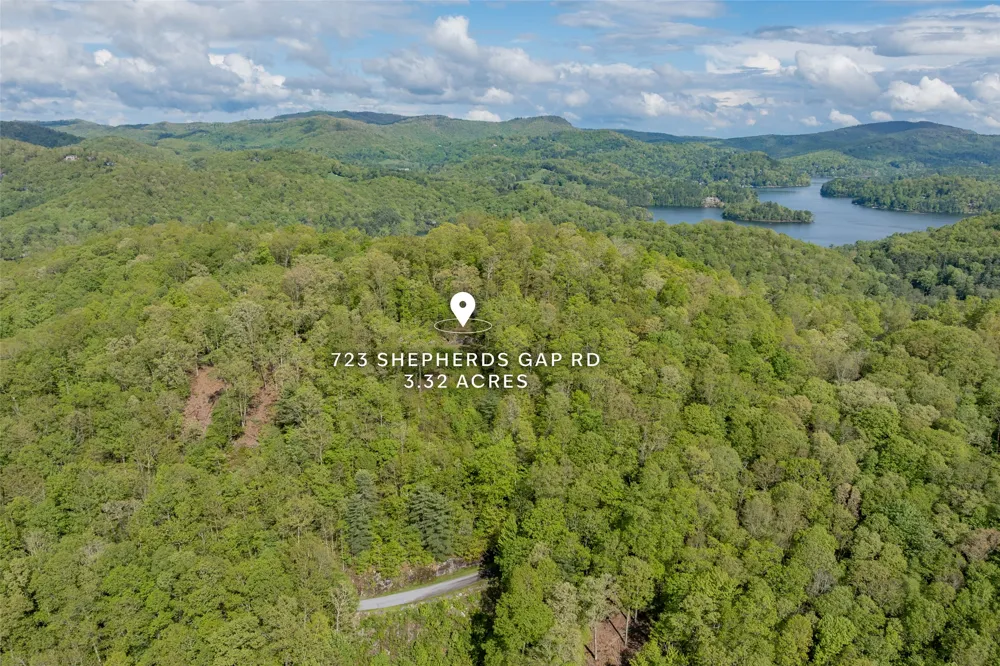 723 Shepherds Gap Road Cullowhee, NC 28723