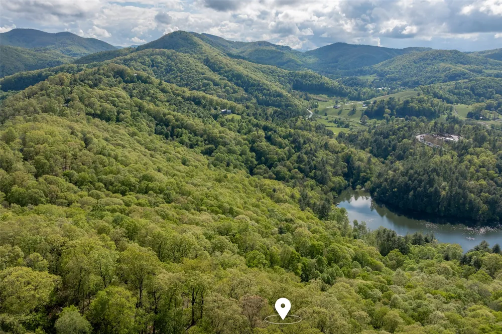 723 Shepherds Gap Road Cullowhee, NC 28723