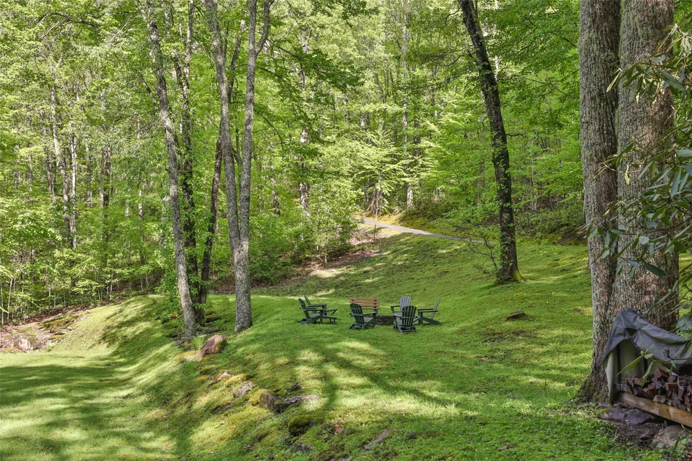 723 Shepherds Gap Road Cullowhee, NC 28723