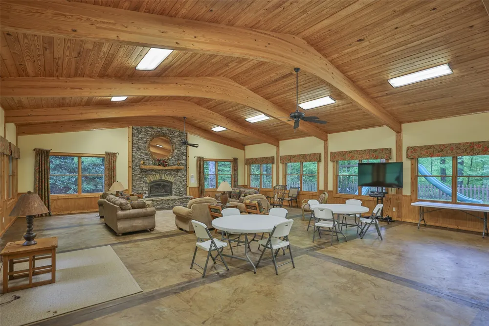 723 Shepherds Gap Road Cullowhee, NC 28723
