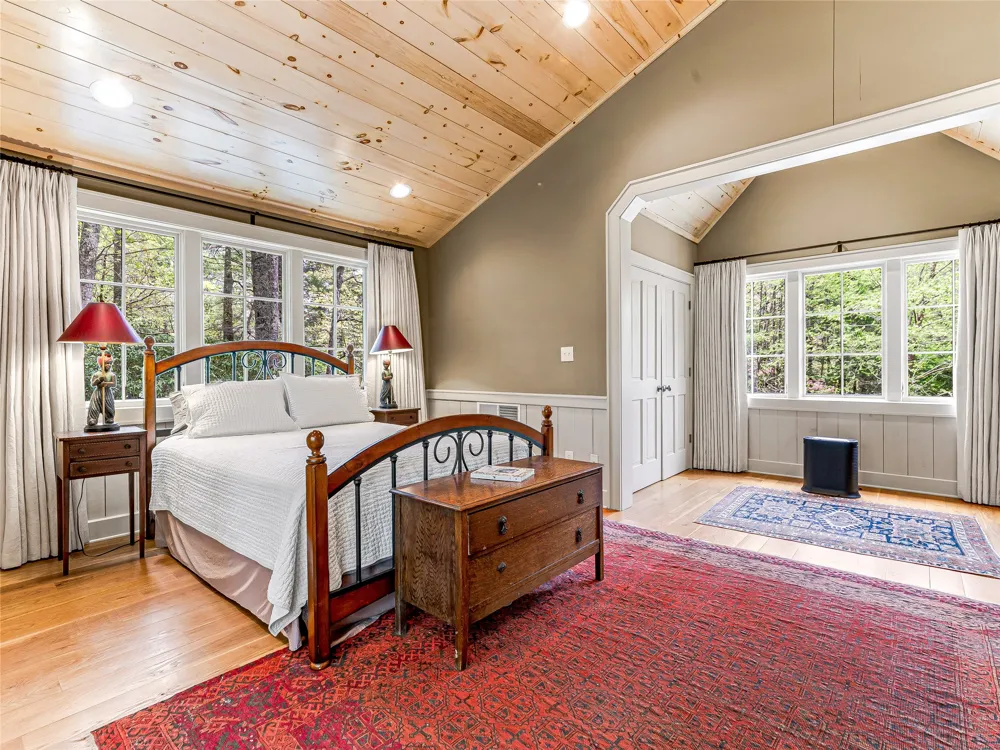 228 Mills Creek Trace Lake Toxaway, NC 28747