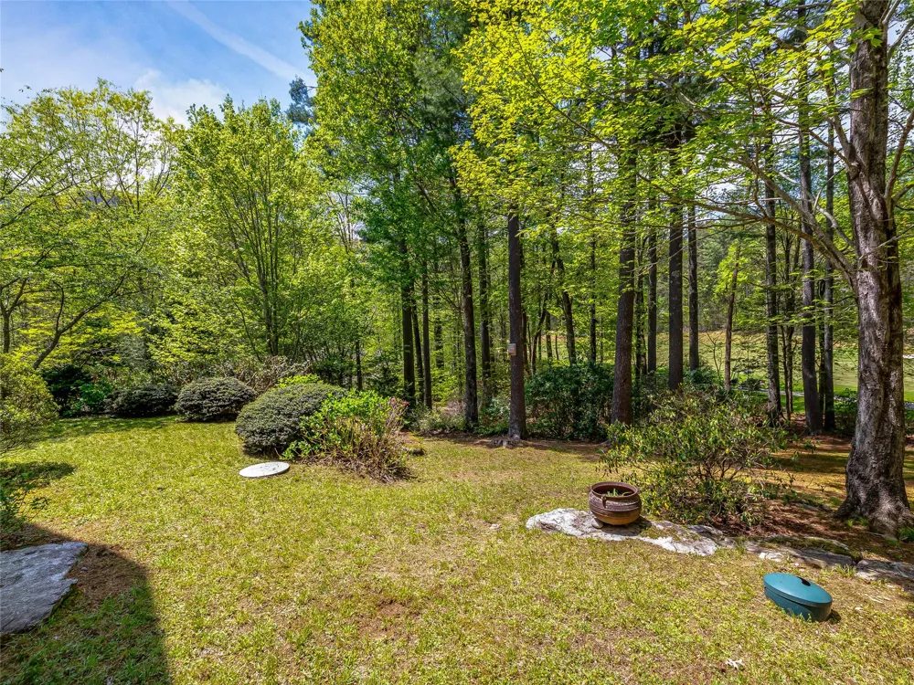 228 Mills Creek Trace Lake Toxaway, NC 28747