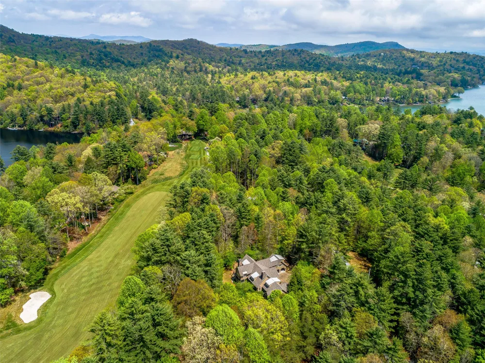 228 Mills Creek Trace Lake Toxaway, NC 28747