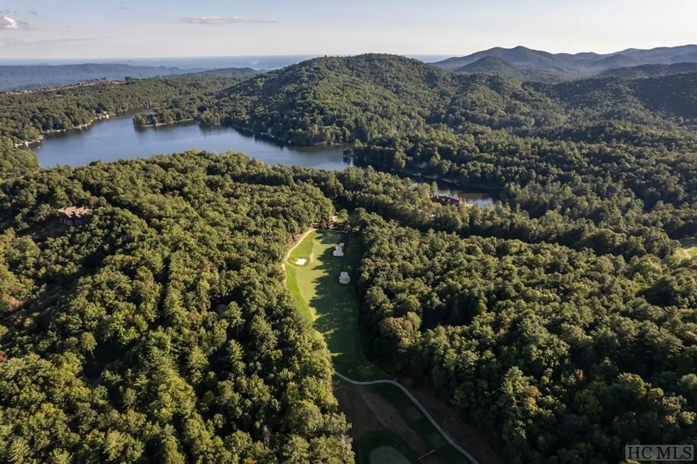 J 29 Cherokee Trace Lake Toxaway, NC 28747