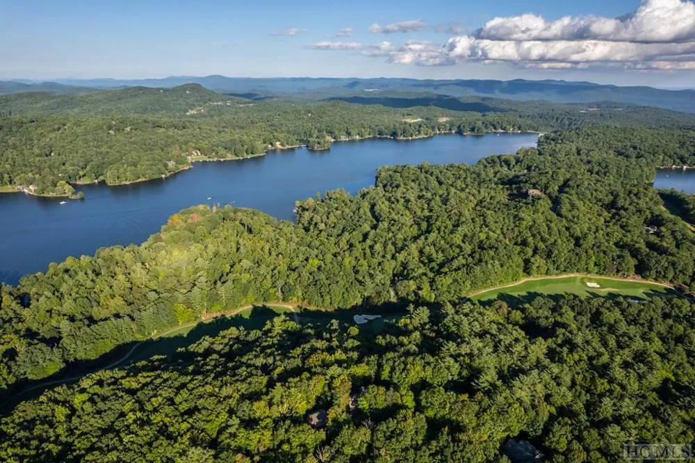 J 29 Cherokee Trace Lake Toxaway, NC 28747