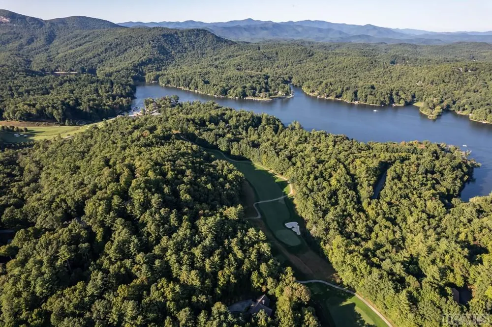 J 29 Cherokee Trace Lake Toxaway, NC 28747