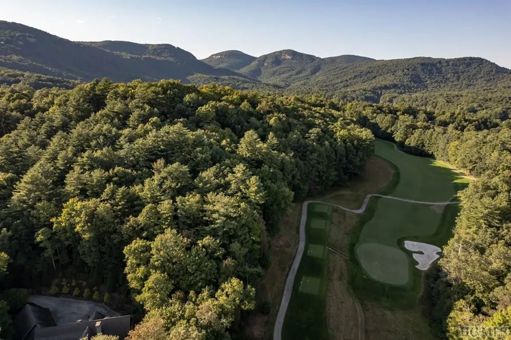 J 29 Cherokee Trace Lake Toxaway, NC 28747