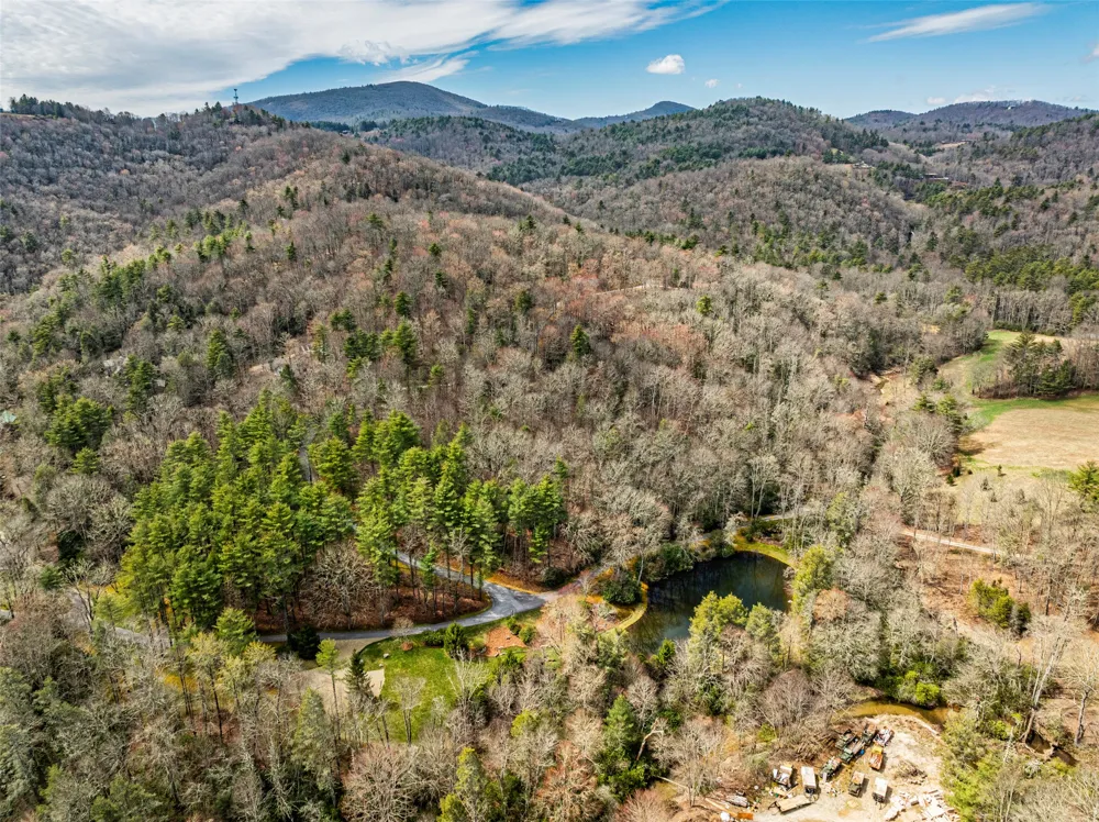 124 Compass Rose Way Cullowhee, NC 28723
