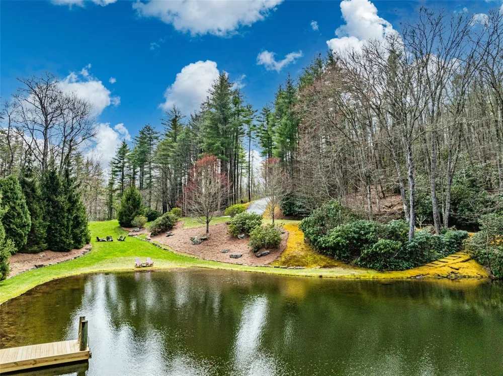 124 Compass Rose Way Cullowhee, NC 28723