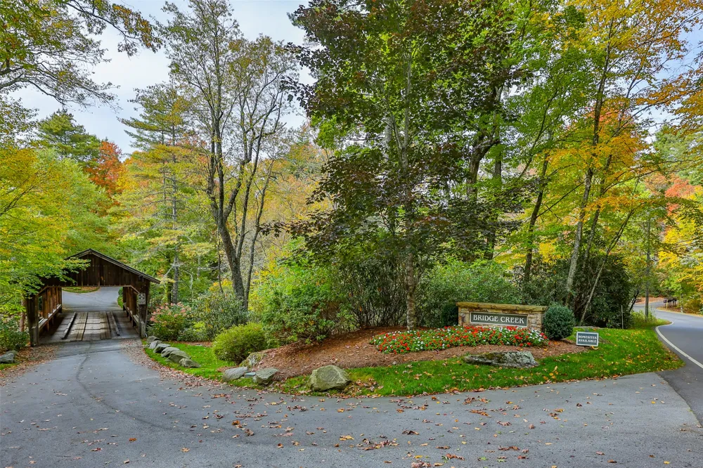 124 Compass Rose Way Cullowhee, NC 28723