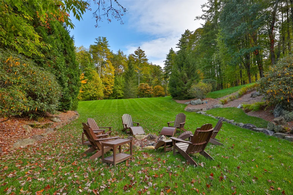 124 Compass Rose Way Cullowhee, NC 28723