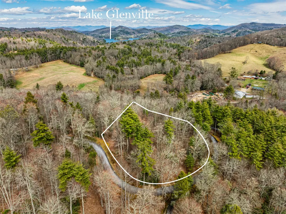 124 Compass Rose Way Cullowhee, NC 28723