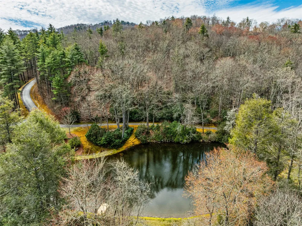 124 Compass Rose Way Cullowhee, NC 28723