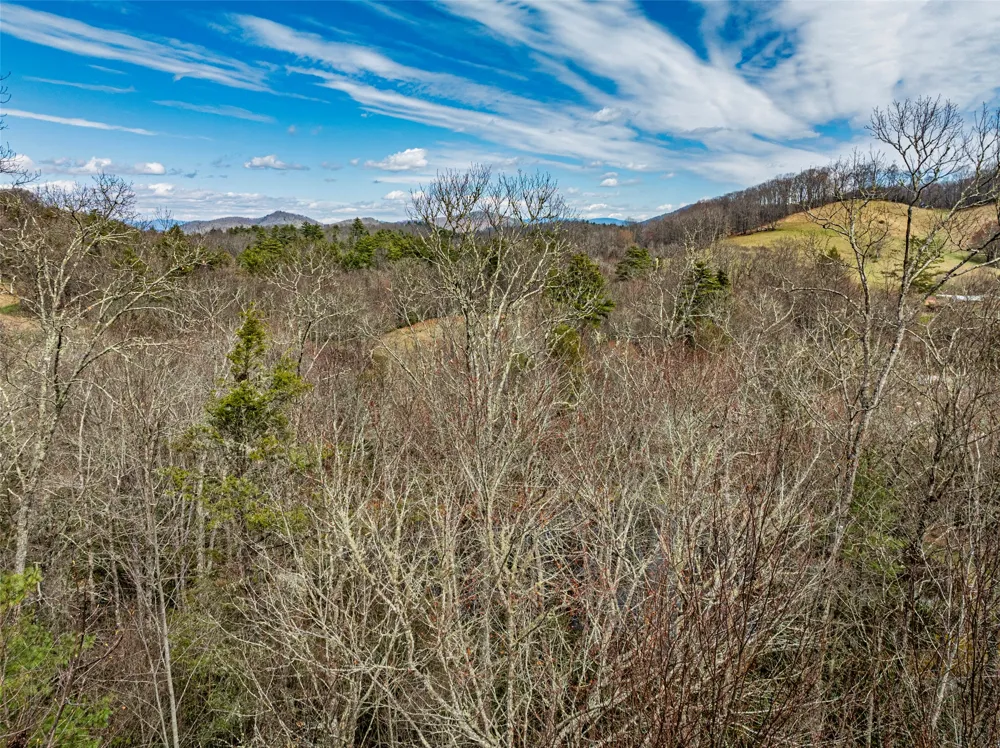 124 Compass Rose Way Cullowhee, NC 28723